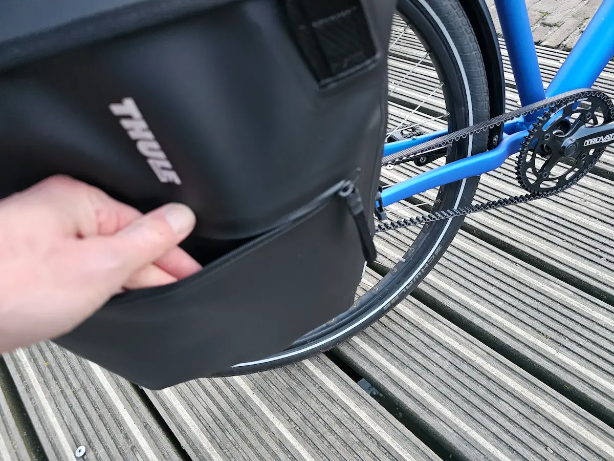 Montage van Thule InLock systeem op fietsframe