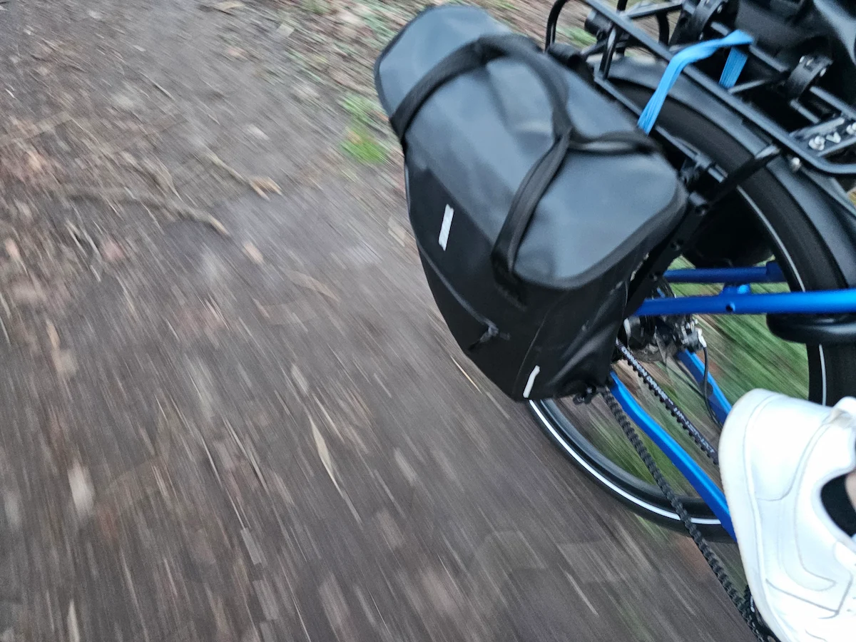 Detail van Thule InLock bevestigingssysteem op fiets