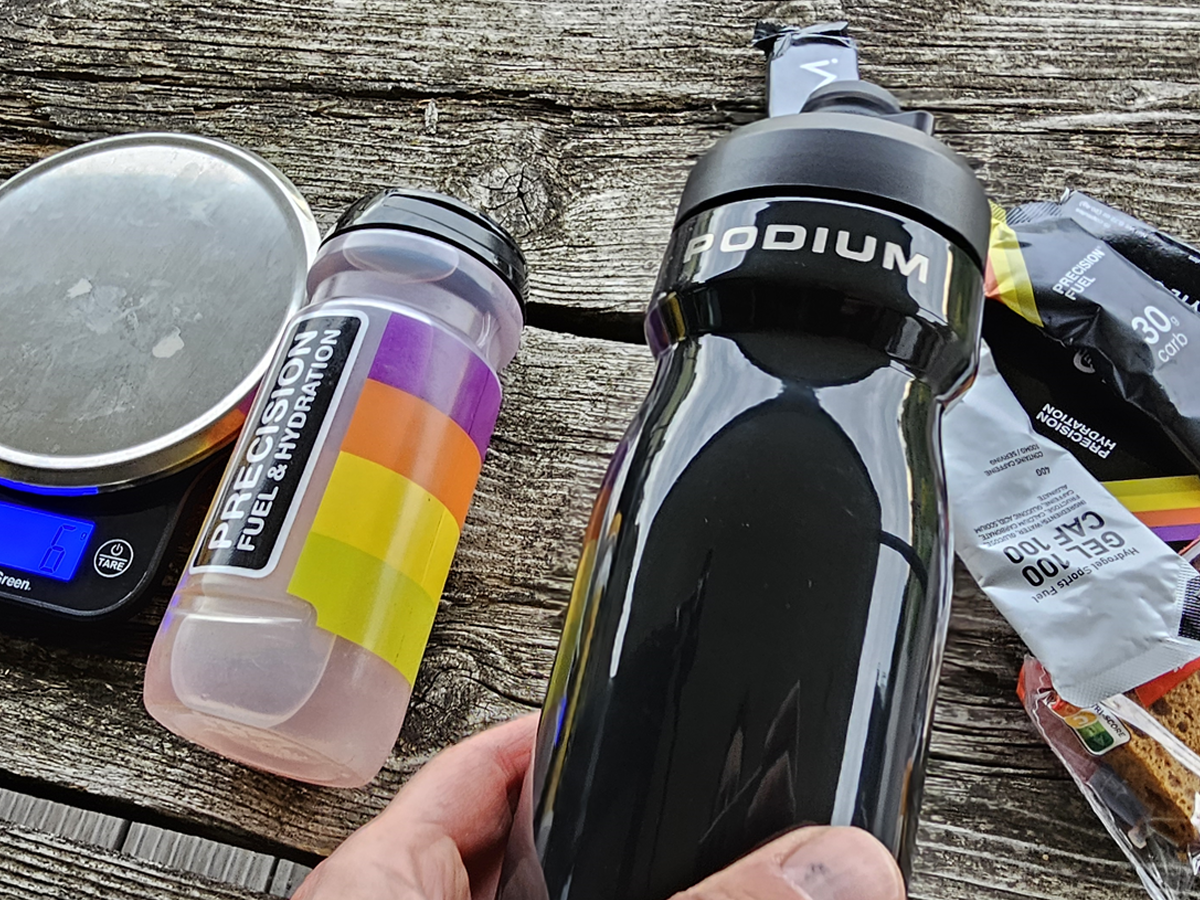 Camelbak Podium in hand