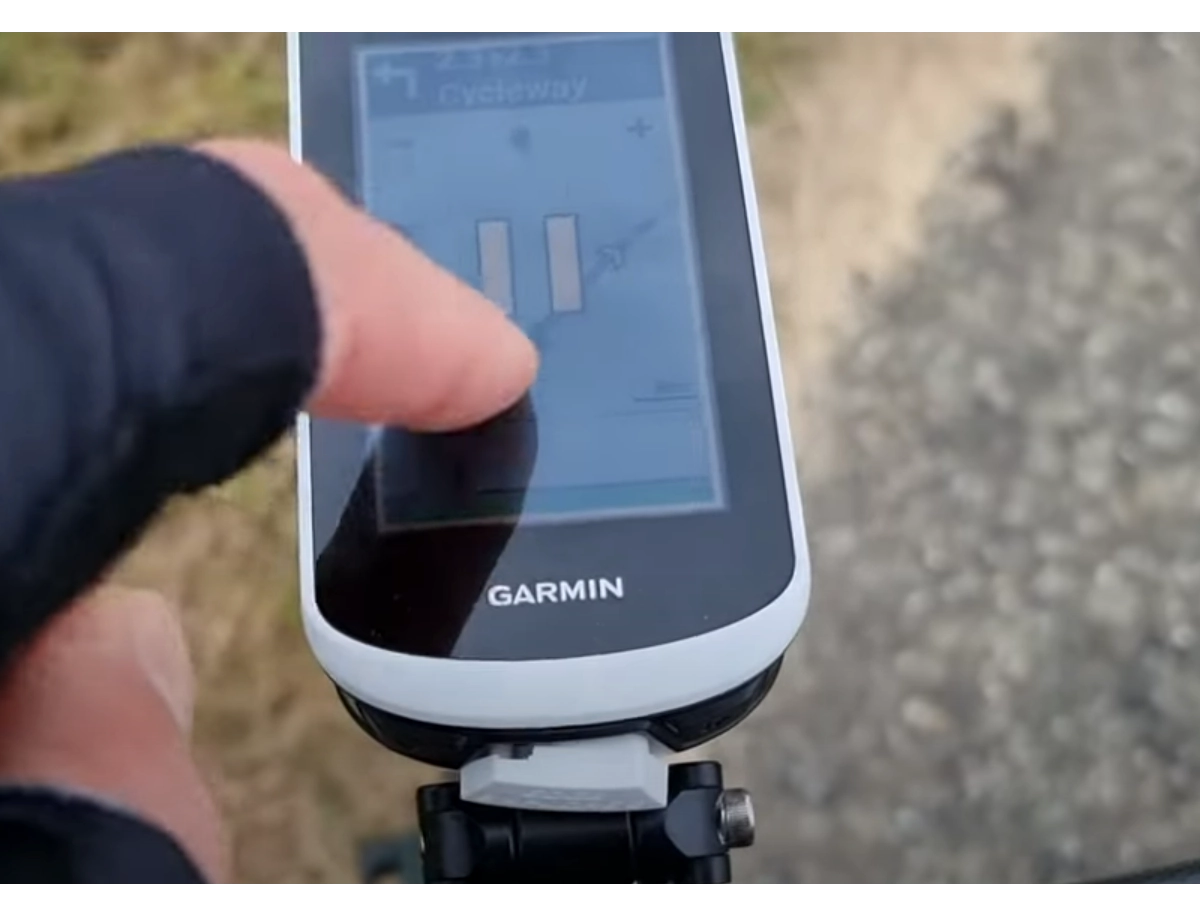 Touch bediening Garmin 2 Explore fietscomputer