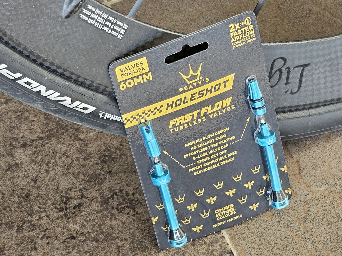 Peaty's Holeshot tubeless ventielen close-up