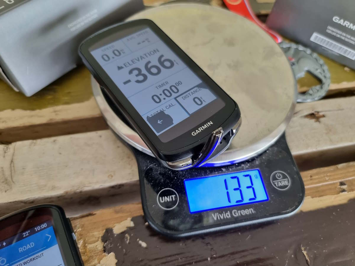 garmin 1040 weight